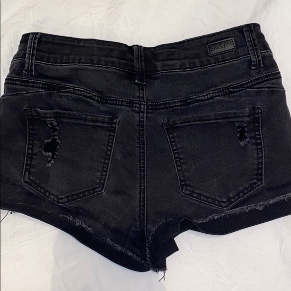 black low rise jean shorts - Picture 3 of 3